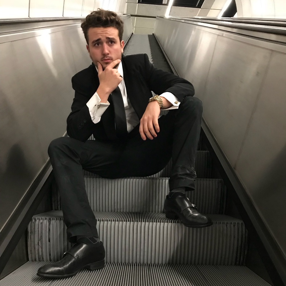 Meet your Posher, Ethan